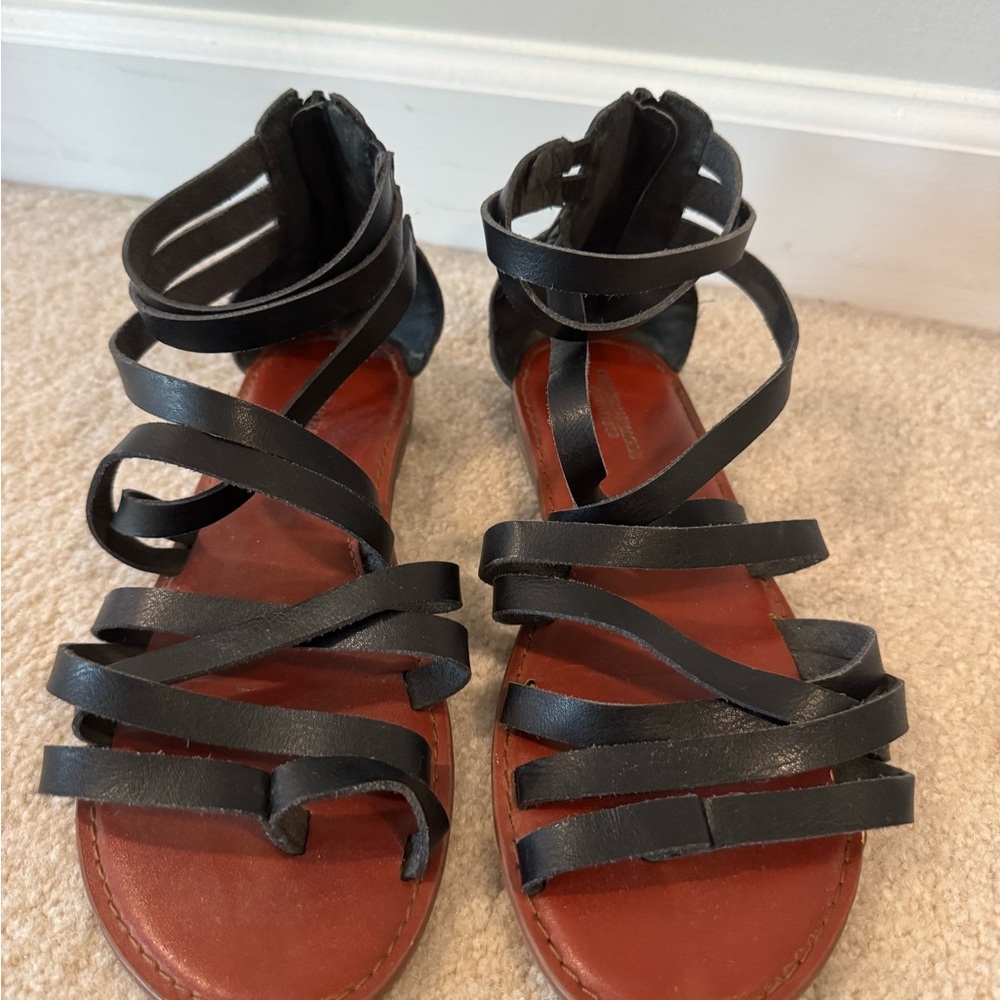 American Eagle Outfitters Black Strappy Leather Gladiator Sandals